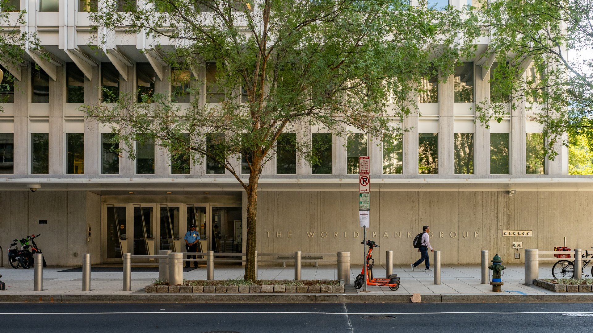 World Bank Group Headquarters in Washington, D.C. — Directory of actuarial and financial resources for UAZ